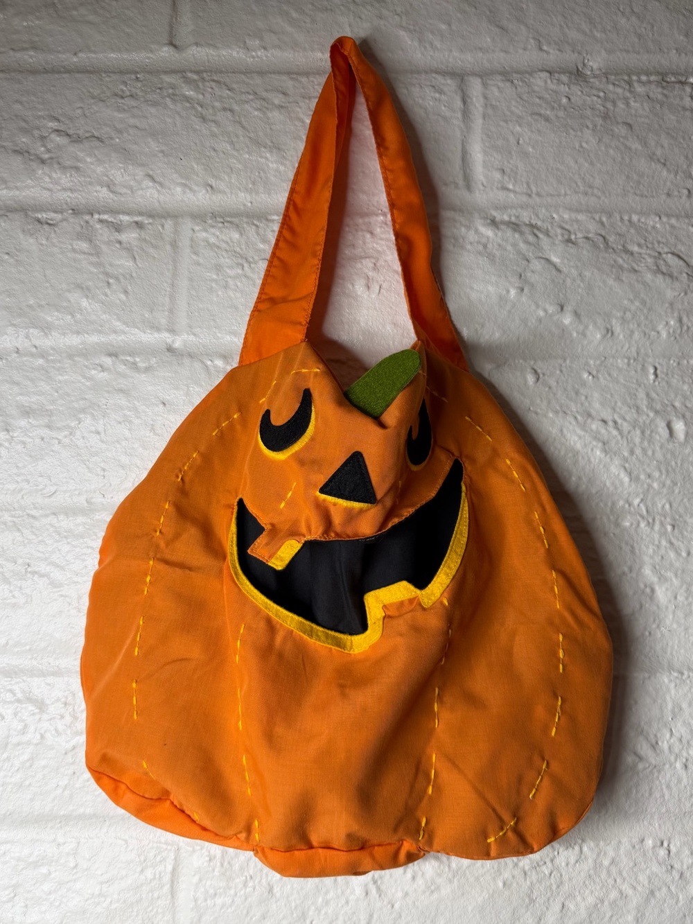 Pottery Barn Kids Pumpkin Jack-o-Lantern Halloween  Treat Bag Orange New no Tag